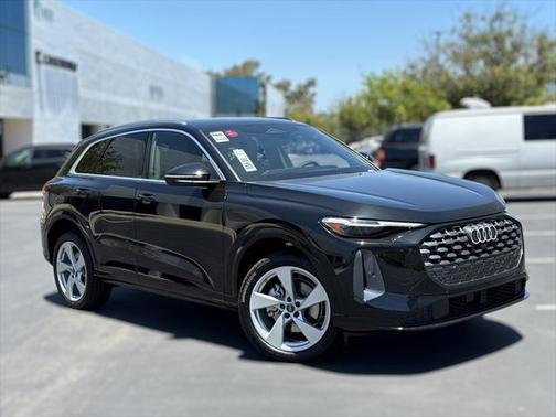2025 Audi Q5 Premium Plus