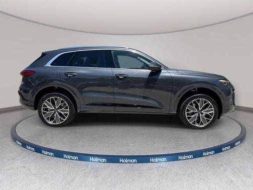 Tambora Gray Metallic 2025 Audi Q5 Premium Plus TFSI quattro S tronic