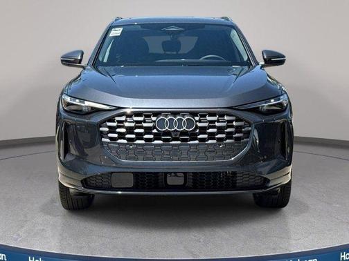 Tambora Gray Metallic 2025 Audi Q5 Premium Plus TFSI quattro S tronic