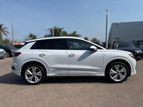 2023 Audi Q4 e-tron Premium Plus 50 quattro