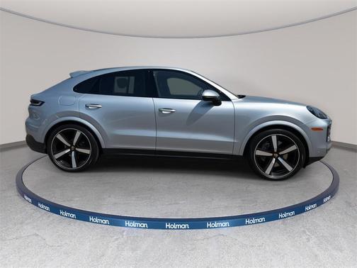 2024 Porsche Cayenne Base