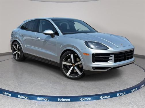 2024 Porsche Cayenne Base