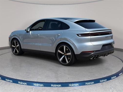 2024 Porsche Cayenne Base