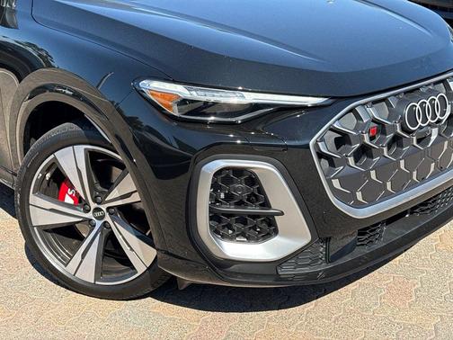 2025 Audi SQ5 3.0T Premium Plus