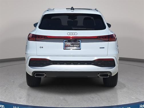 2025 Audi Q5 Premium