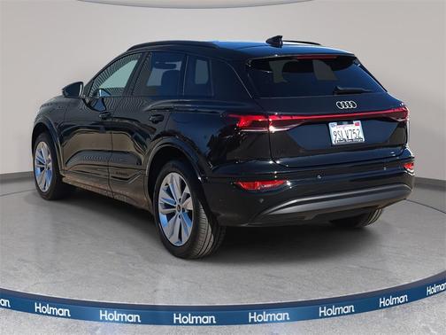 2025 Audi Q6 e-tron Premium