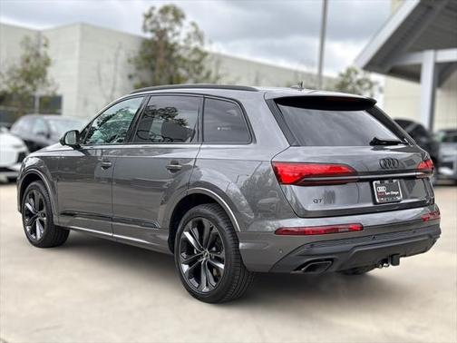 2025 Audi Q7 55 Premium Plus
