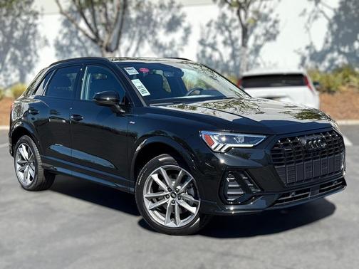 2025 Audi Q3 Premium 45 TFSI S line quattro Tiptronic