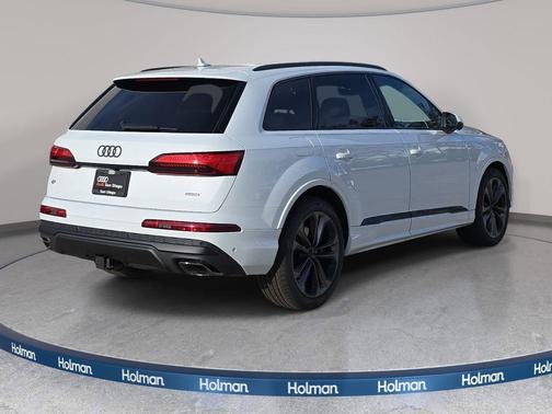 Glacier White Metallic 2026 Audi Q7 55 Premium Plus