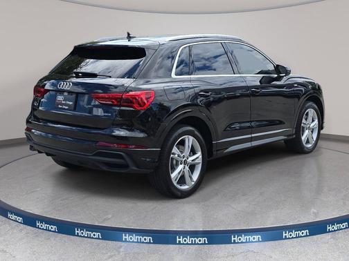 Mythos Black Metallic 2024 Audi Q3 Premium 45 TFSI S line quattro Tiptronic