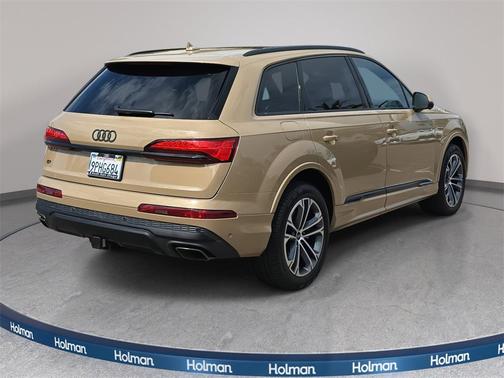 2025 Audi Q7 45 Premium Plus