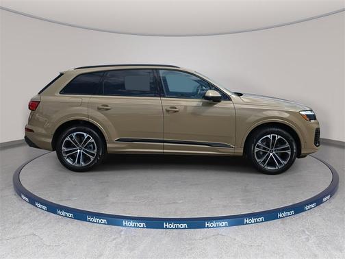 2025 Audi Q7 45 Premium Plus