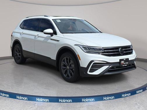 Pure White 2024 Volkswagen Tiguan 2.0T SE