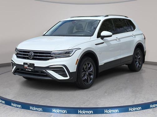 Pure White 2024 Volkswagen Tiguan 2.0T SE