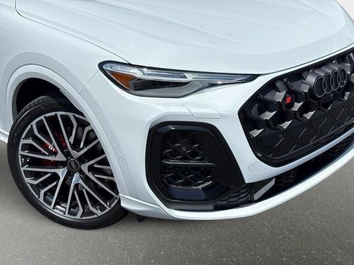 2025 Audi SQ5 3.0T Premium Plus