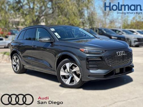 2025 Audi Q6 e-tron Premium Plus quattro