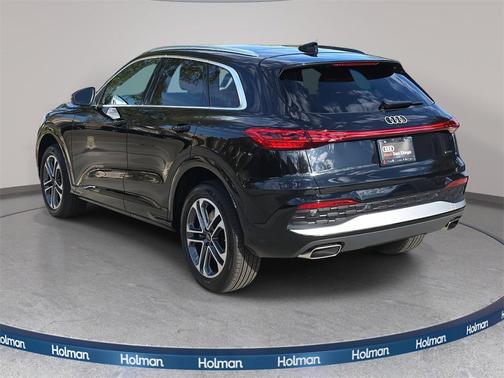 2025 Audi Q5 Premium