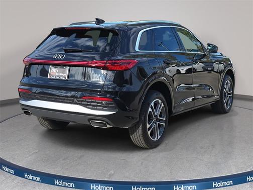 2025 Audi Q5 Premium