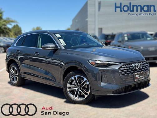 2025 Audi Q5 Premium