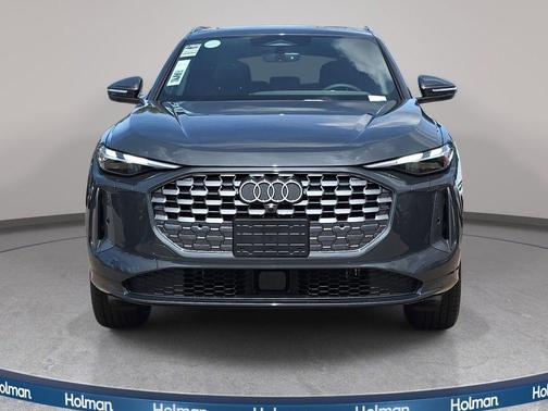 Tambora Gray Metallic 2026 Audi Q5 Premium TFSI quattro S tronic