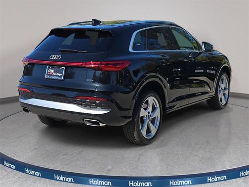 2025 Audi Q5 Premium Plus