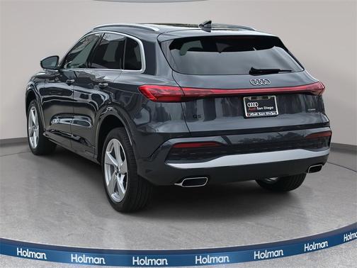 2025 Audi Q5 Premium Plus