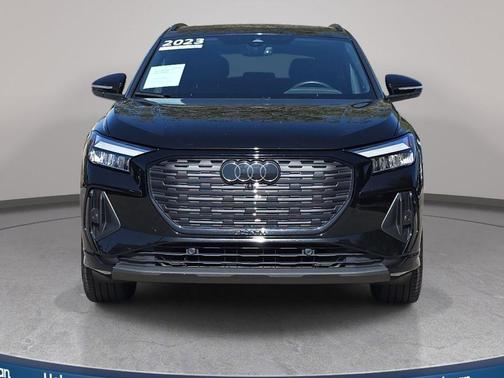 Mythos Black Metallic 2023 Audi Q4 e-tron Premium Plus 50 quattro