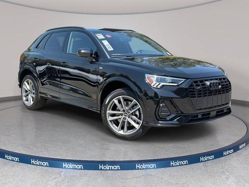Mythos Black Metallic 2025 Audi Q3 Premium 45 TFSI S line quattro Tiptronic