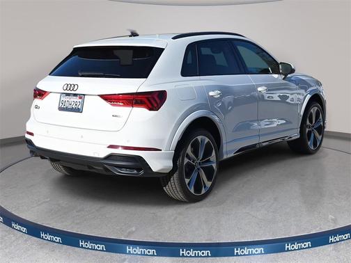 2022 Audi Q3 45 S line Premium Plus
