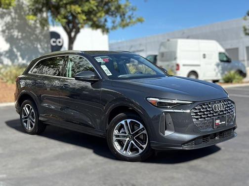 2025 Audi Q5 Premium Plus