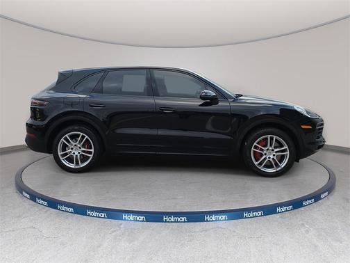 2022 Porsche Cayenne Cayenne