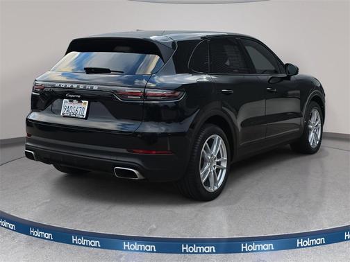 2022 Porsche Cayenne Cayenne