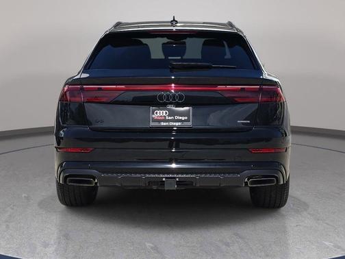 Mythos Black Metallic 2026 Audi Q8 55 Premium Plus