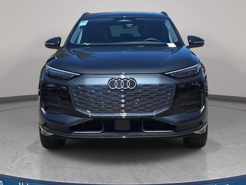2025 Audi Q6 e-tron Premium Plus quattro
