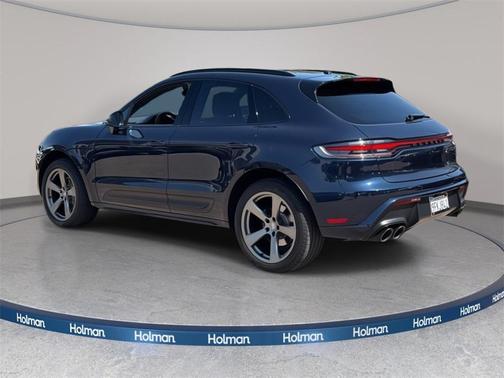 2023 Porsche Macan Base