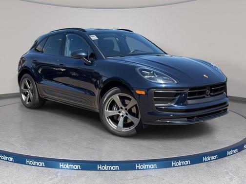 2023 Porsche Macan Base