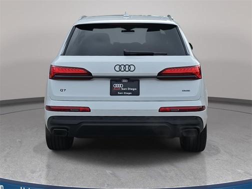 2026 Audi Q7 45 Premium Plus