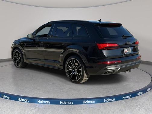 2025 Audi Q7 55 Premium Plus