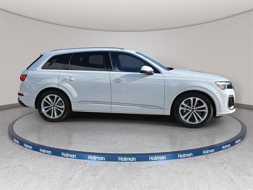 2026 Audi Q7 55 Premium Plus