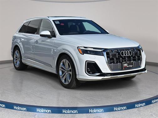2026 Audi Q7 55 Premium Plus
