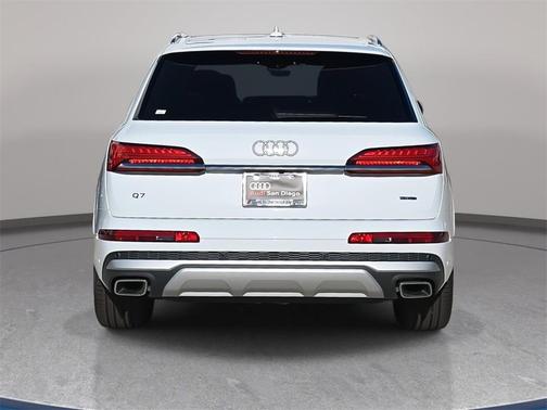 2026 Audi Q7 55 Premium Plus