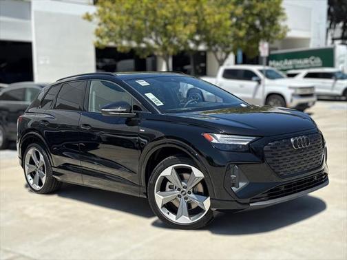 2025 Audi Q4 e-tron Prestige 55 quattro