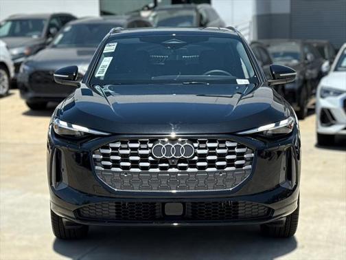 2025 Audi Q5 Premium