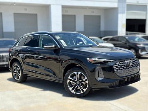 2025 Audi Q5 Premium