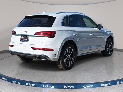 2023 Audi Q5 45 S line Premium