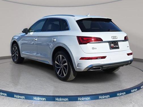 2023 Audi Q5 45 S line Premium