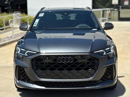 2025 Audi RS Q8 4.0T