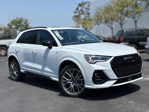 2025 Audi Q3 45 S line Premium Plus