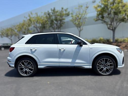 2025 Audi Q3 45 S line Premium Plus