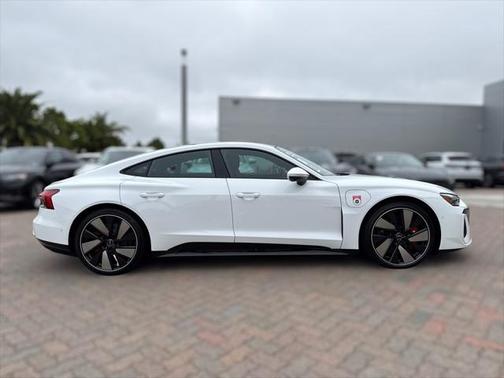 2025 Audi S e-tron GT Premium Plus